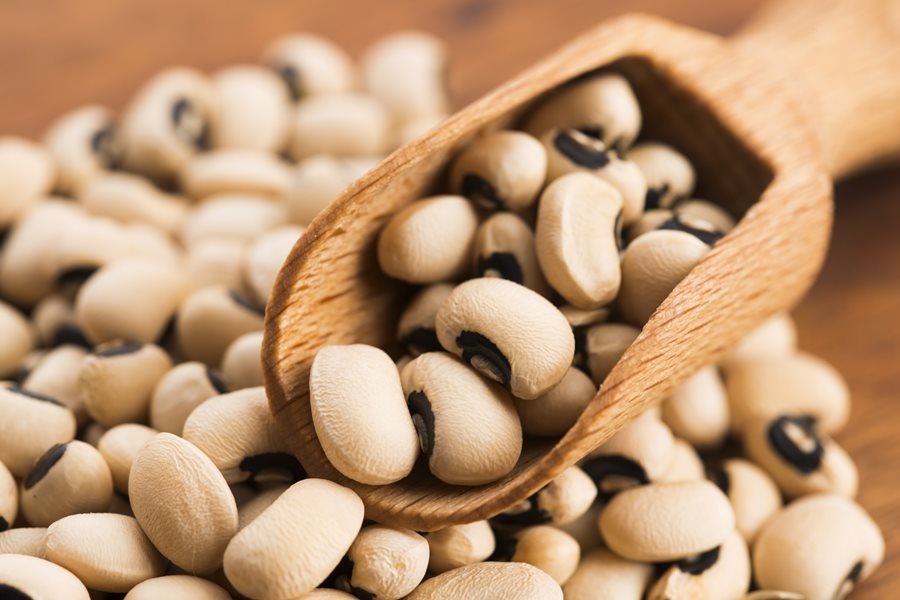 Black-eye-beans_shutterstock_291207809.jpg feketeszemű bab saláta